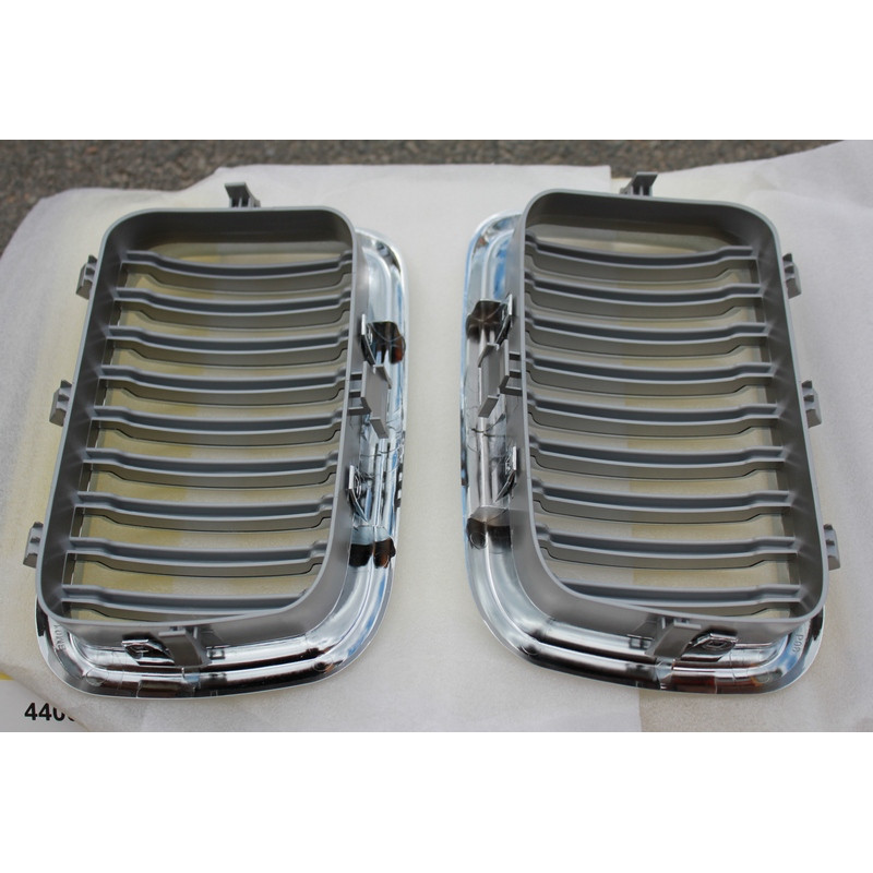 Решетка радиатора BMW E36 '91-95 (хром+серебро)