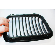 Решетка радиатора BMW E36 '96-97 (черный матовый)