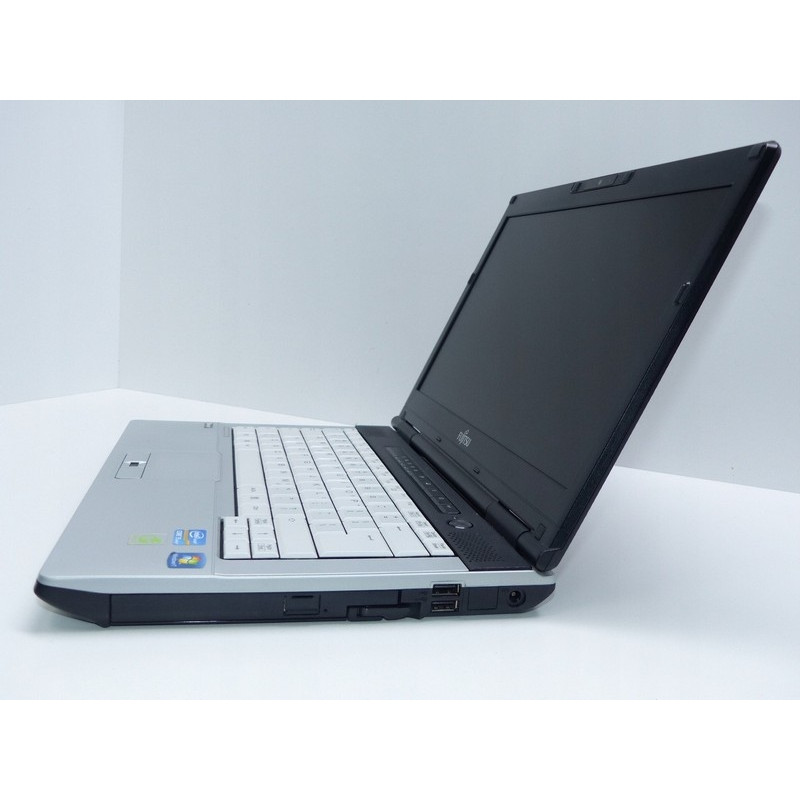 Ноутбук Fujitsu LifeBook S751 на i5 б.у. с установленным ПО